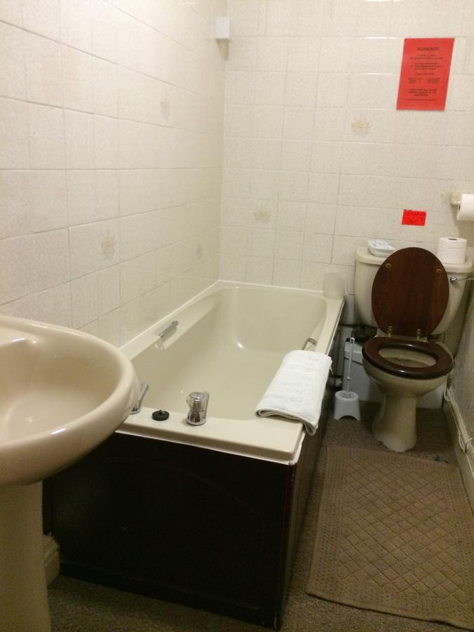 The Crown Hotel هورتون ان ريبلسديل الغرفة الصورة